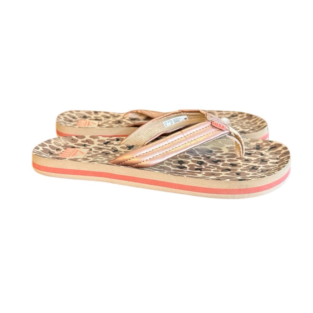 Reef Sandals with Cheetah and Pink Straps Kids Size 4/5